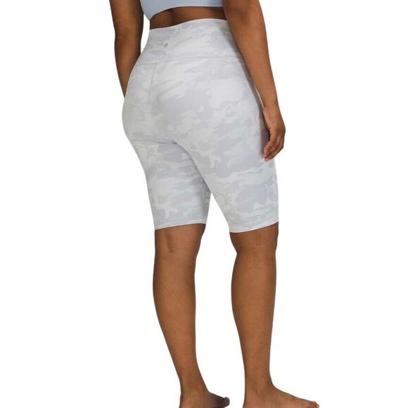 LULULEMON Incognito Camo Alpine White Energy Bra 10 + Wunder Under Short 10" 6 - Picture 4 of 10